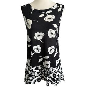 Post Mark Black/White Floral Anthropologie Top Women Blouse Size Small | 6-41